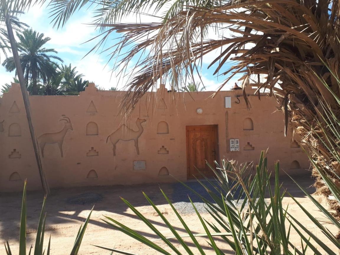 Maison Etoile Du Desert Tighmert Exterior photo